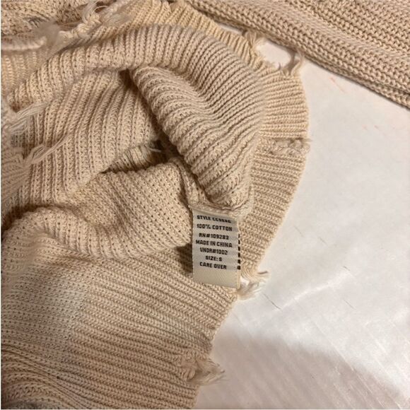 New Vintage Havana Oatmeal Women's Cold Shoulder Distressed Sweater size Small - Picture 7 of 13